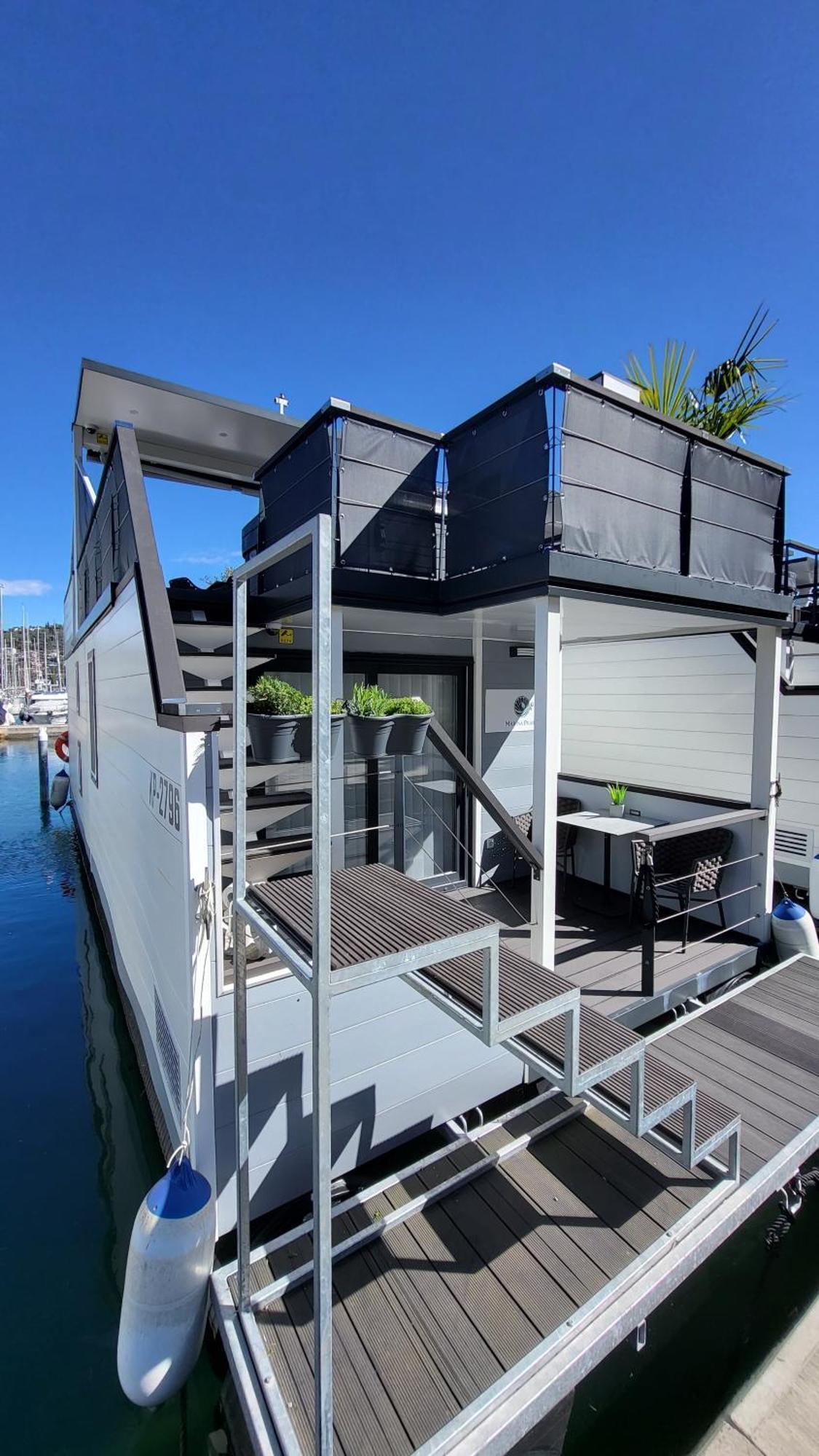 Floating House - Marina Pearl Apartment Portoroz Ngoại thất bức ảnh