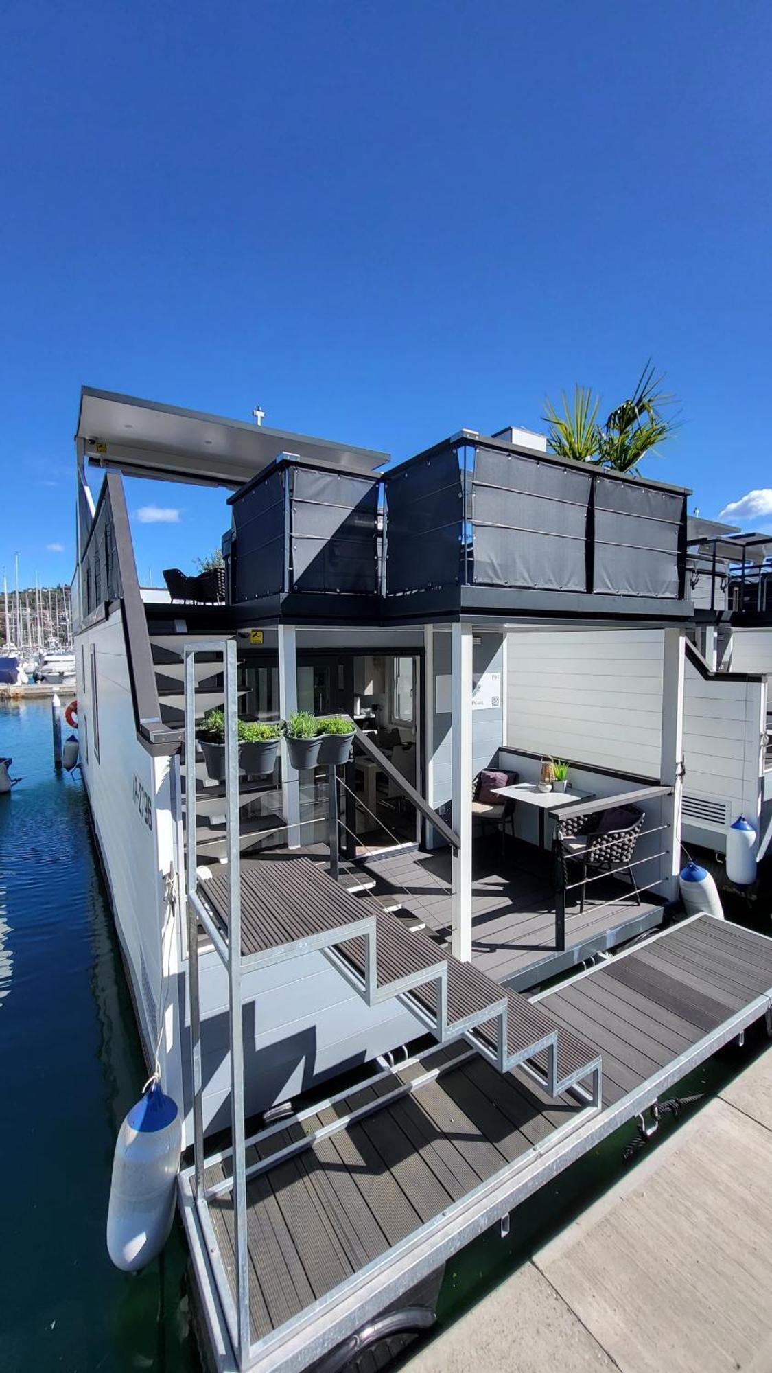 Floating House - Marina Pearl Apartment Portoroz Ngoại thất bức ảnh